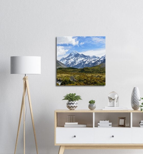 Canvas 60x60 cm / 24x24″